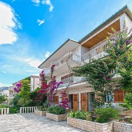 Apartman 2752b *
